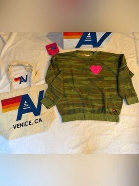 - NWT Aviator Nation Heart Camo  Relaxed Crew Medium  + Tote Bag